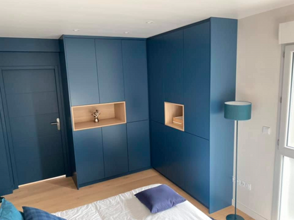 Dressing d’angle bleu