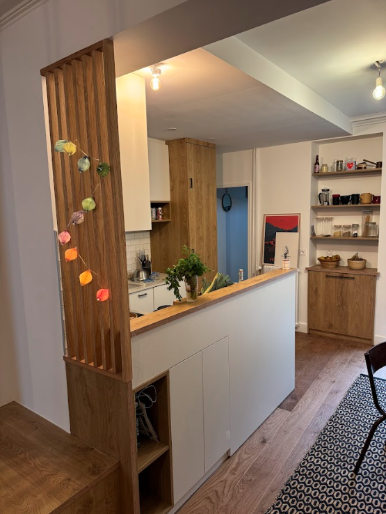 Cuisine contemporaine bois & blanc