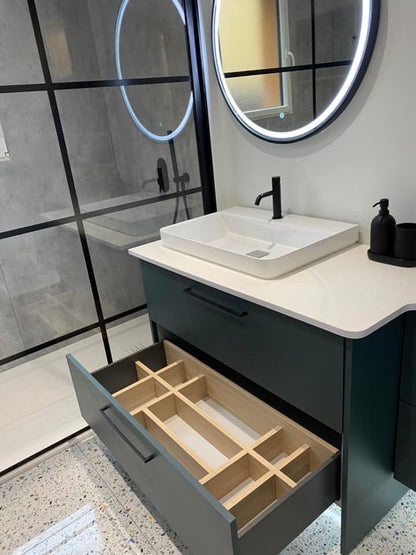 Meubles de salle de bain anthracites et bois