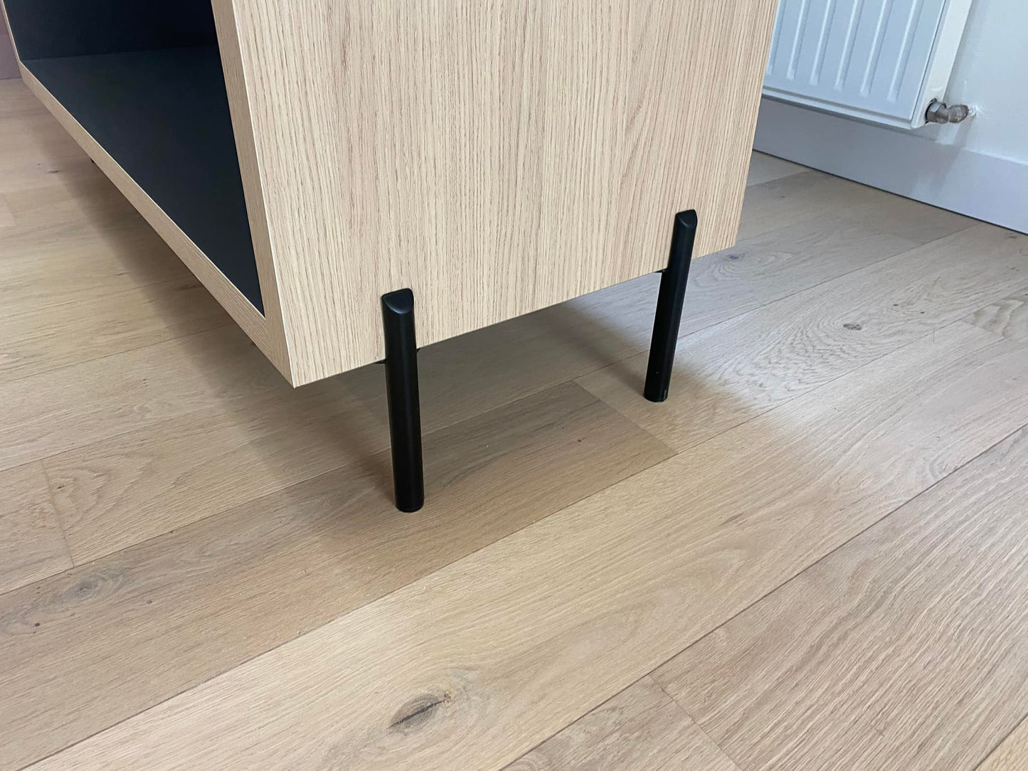 Chambre sous combles en bois clair