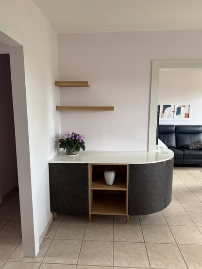 Buffet contemporain arrondi