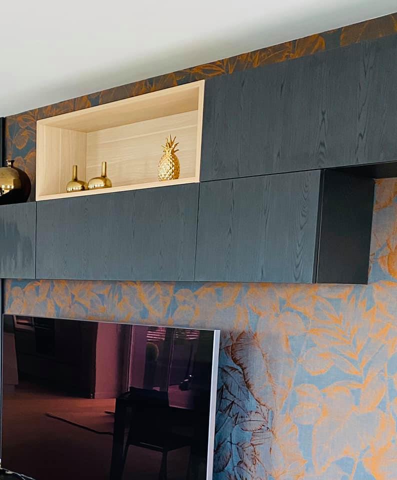 Meuble TV sur mesure noir & bois