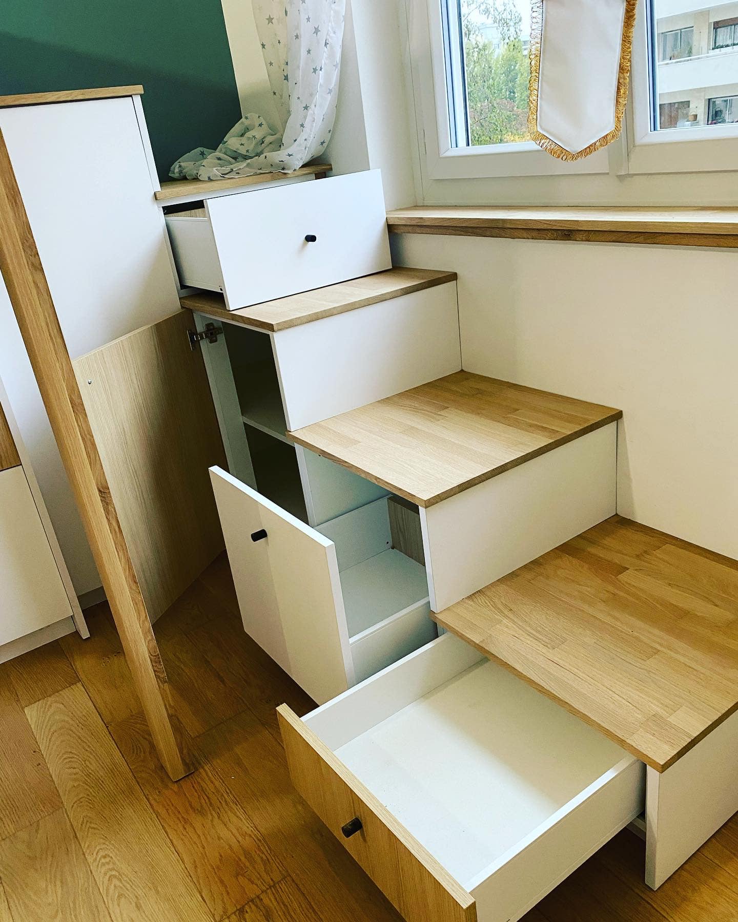 Chambre mezzanine en bois