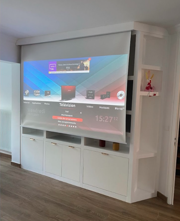 Meuble mural avec projecteur TV
