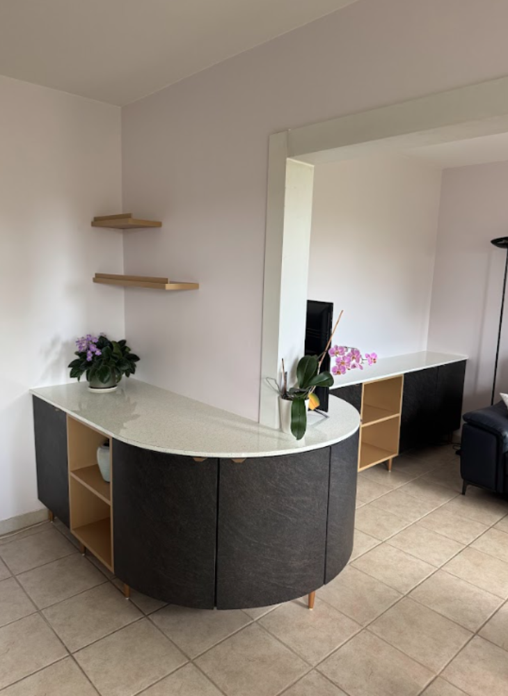 Buffet contemporain arrondi