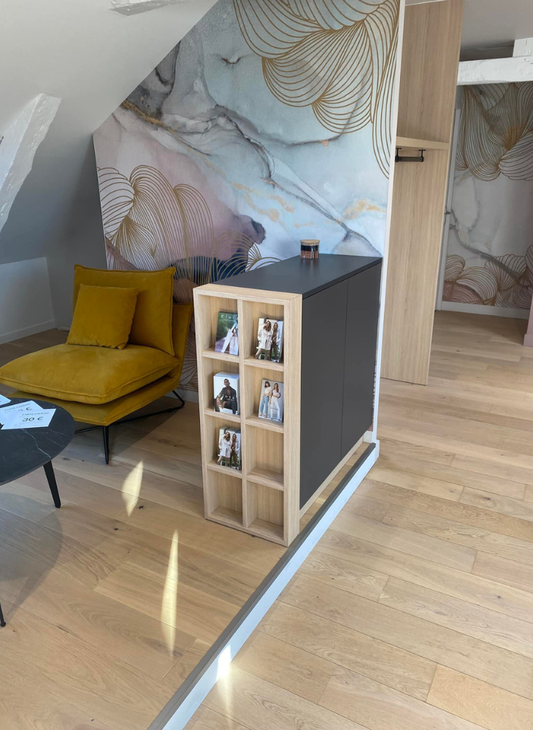 Chambre sous combles en bois clair